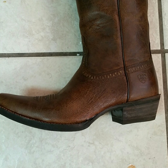 NWOT Sundance Catalog  Ariat Brand  boots - Picture 4 of 6